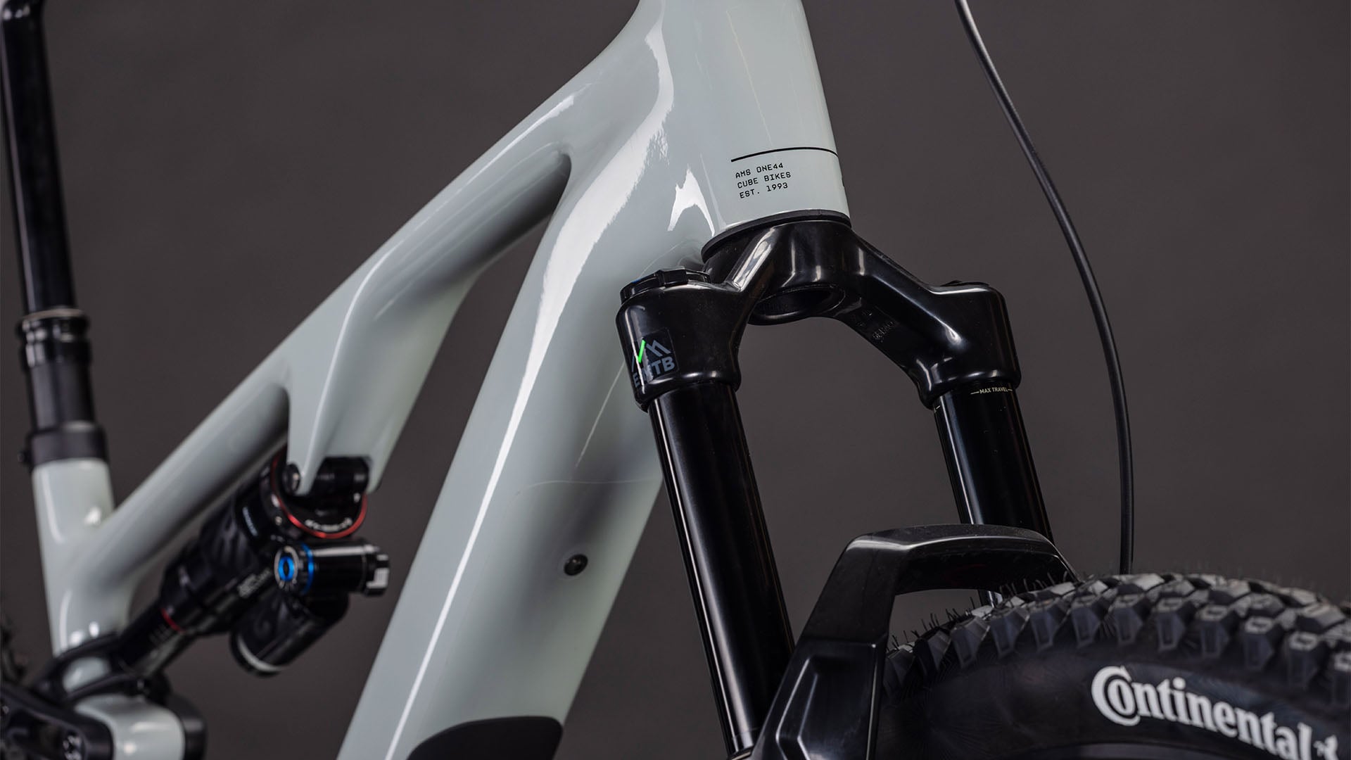 BICICLETA ELECTRICA CUBE AMS HYBRID ONE44 C:62 RACE 400X 2026