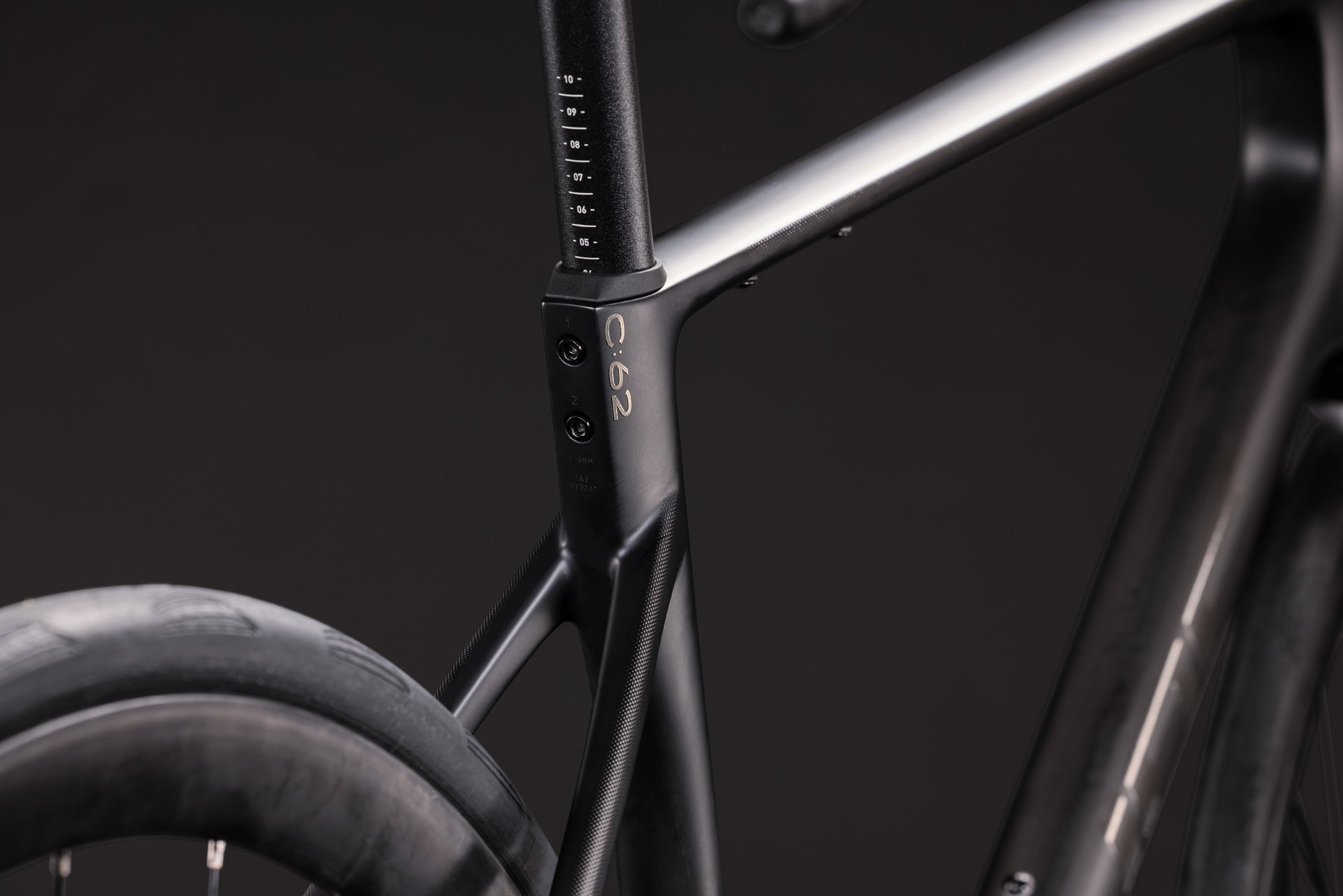 BICICLETA CARRETERA CUBE ATTAIN C:62 RACE 2027