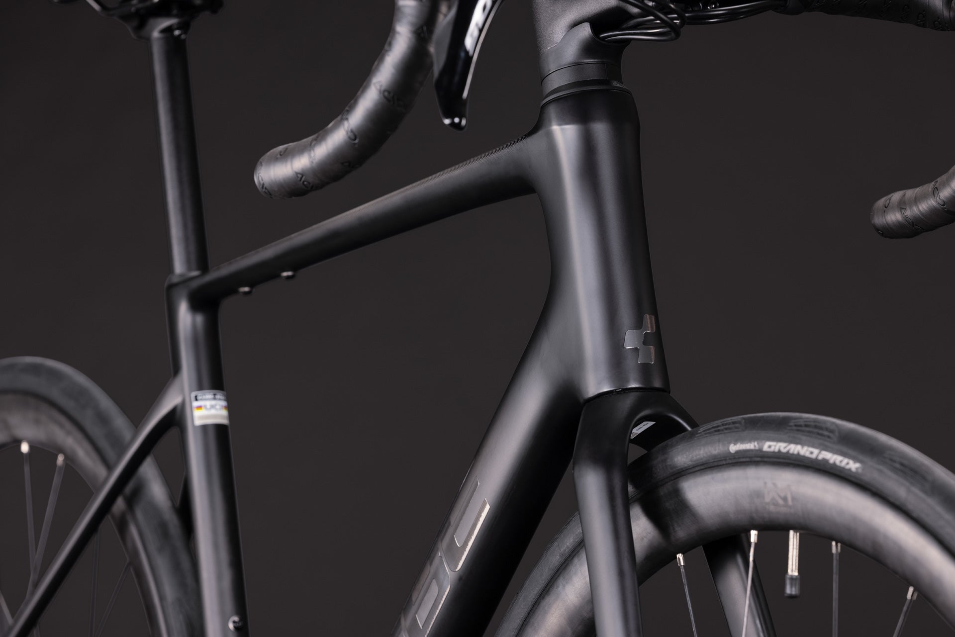 BICICLETA CARRETERA CUBE ATTAIN C:62 RACE 2027