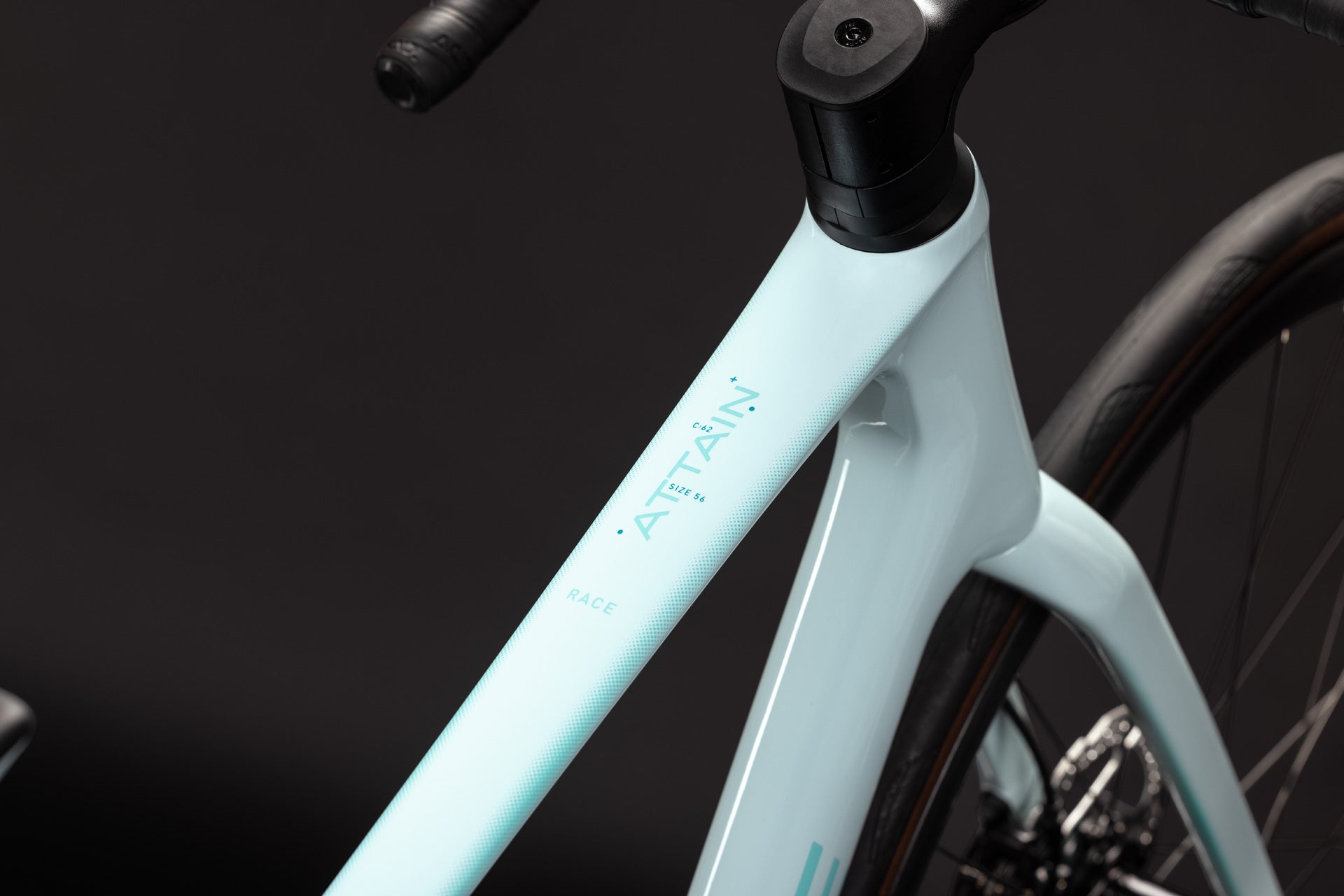 BICICLETA CARRETERA CUBE ATTAIN C:62 RACE 2027