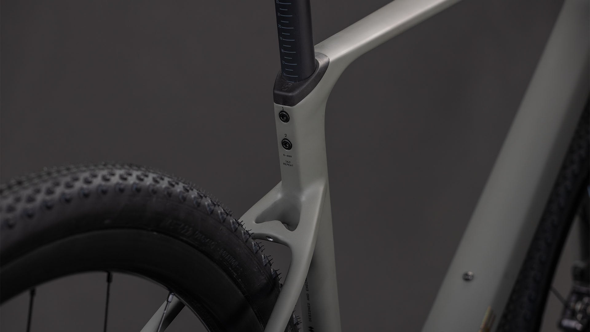 BICICLETA GRAVEL NUROAD C:62 EX 2026